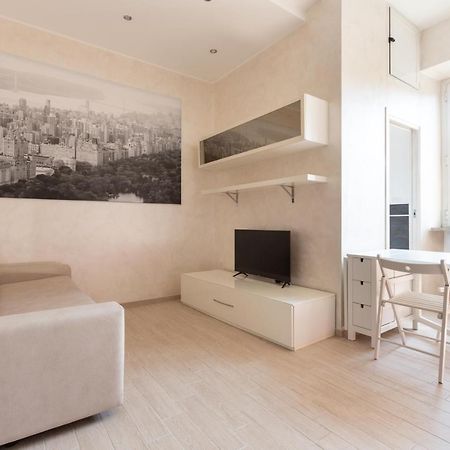 Zara Bright Flat Apartment มิลาน ภายนอก รูปภาพ