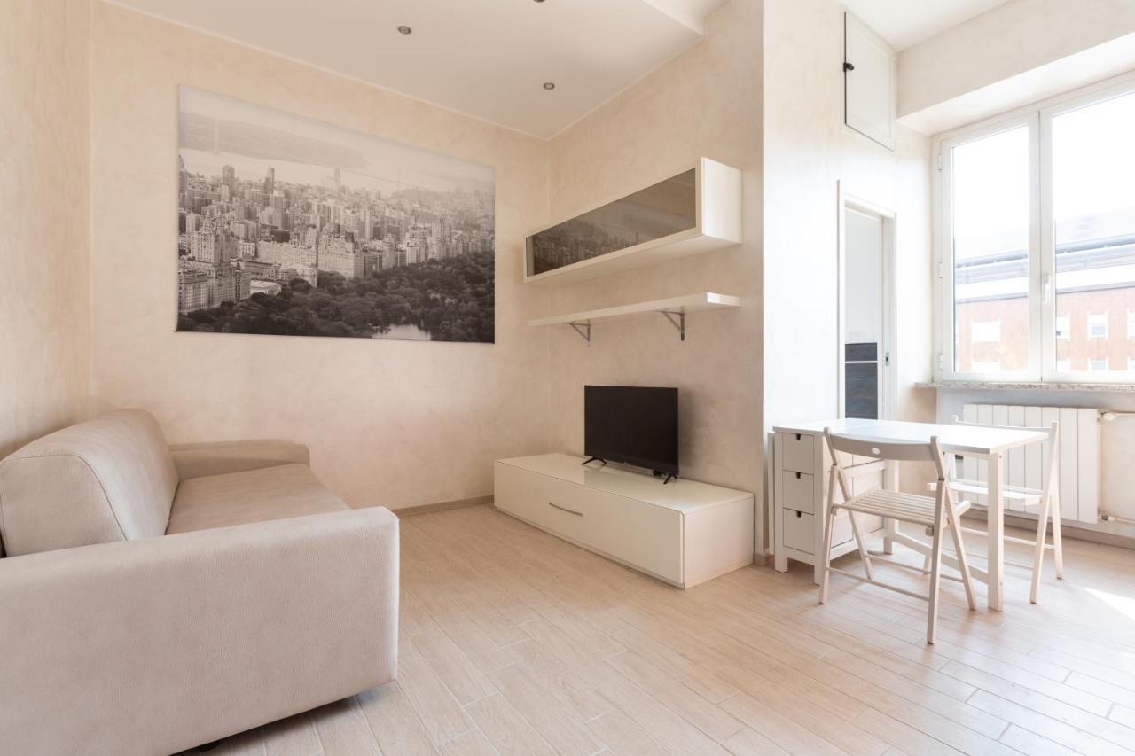Zara Bright Flat Apartment มิลาน ภายนอก รูปภาพ